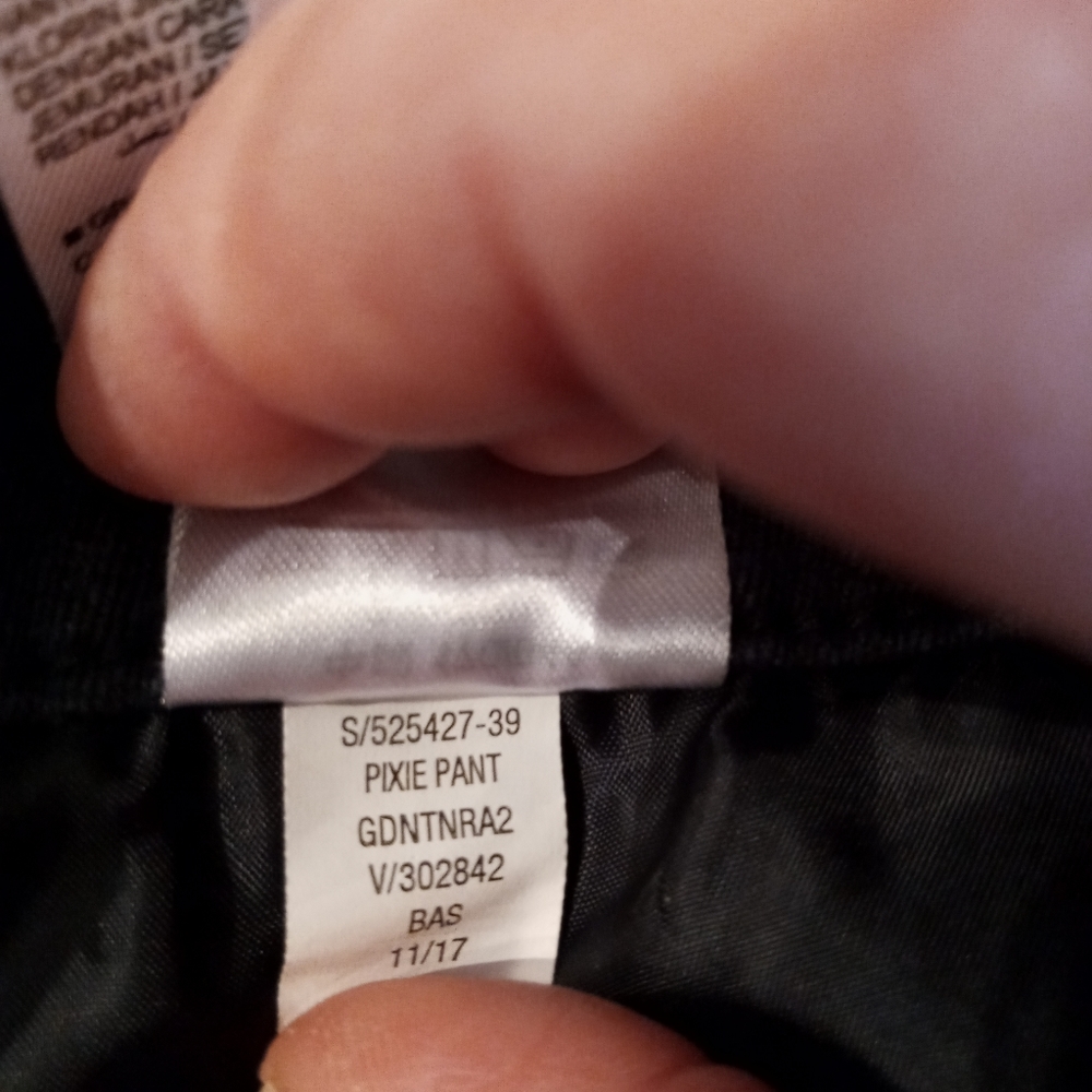 Old Navy Pixie Pants - image 8